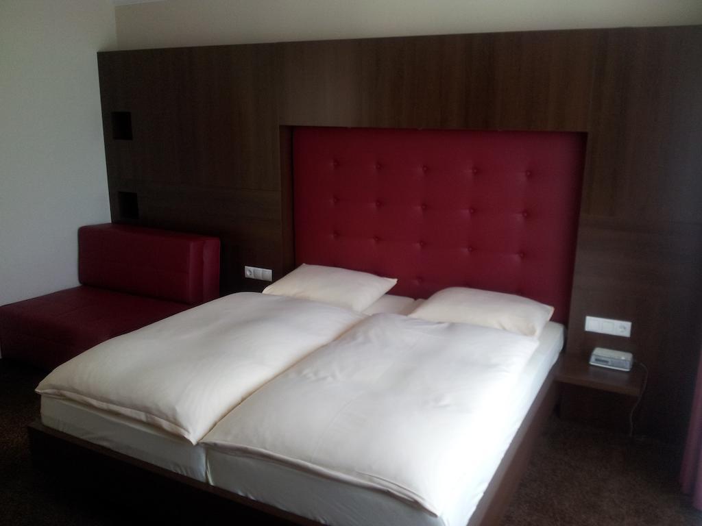 Hotel Villa Am Rhein Andernach Rom bilde